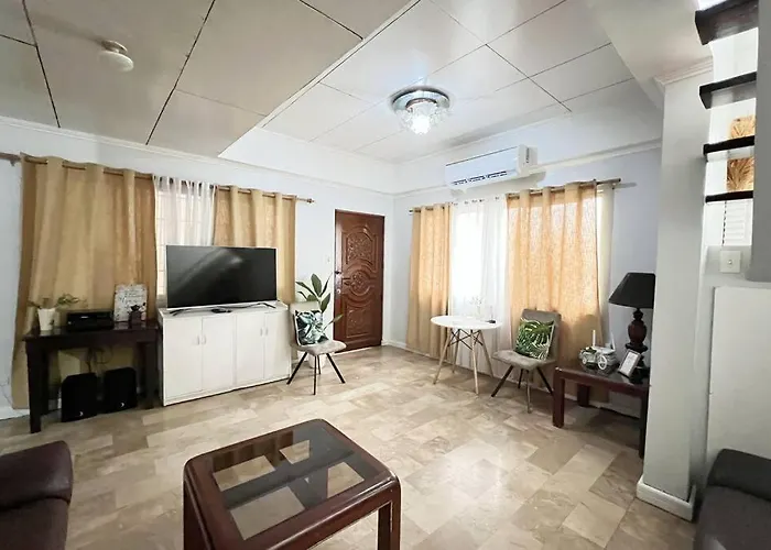 House B Spacious 3br3tb Along Commonwealth Ave *