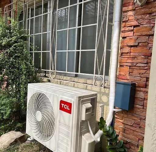 House B Spacious 3br3tb Along Commonwealth Ave *