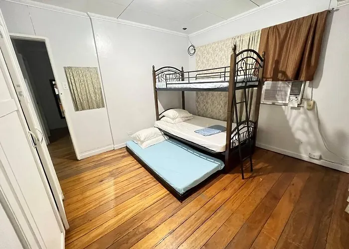 Apartment House B Spacious 3br3tb Along Commonwealth Ave *